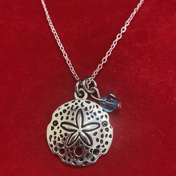 Sand Dollar Necklace Beach - Picture 6 of 8